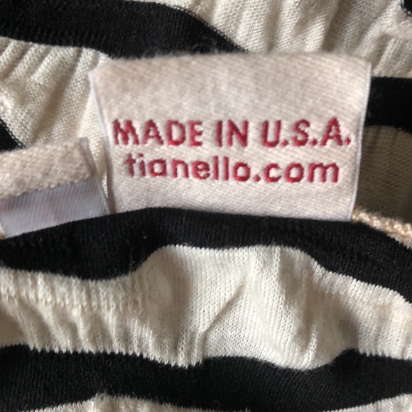 Tianello black and white striped rayon blend 3/4 sleeve top size S - Picture 4 of 5